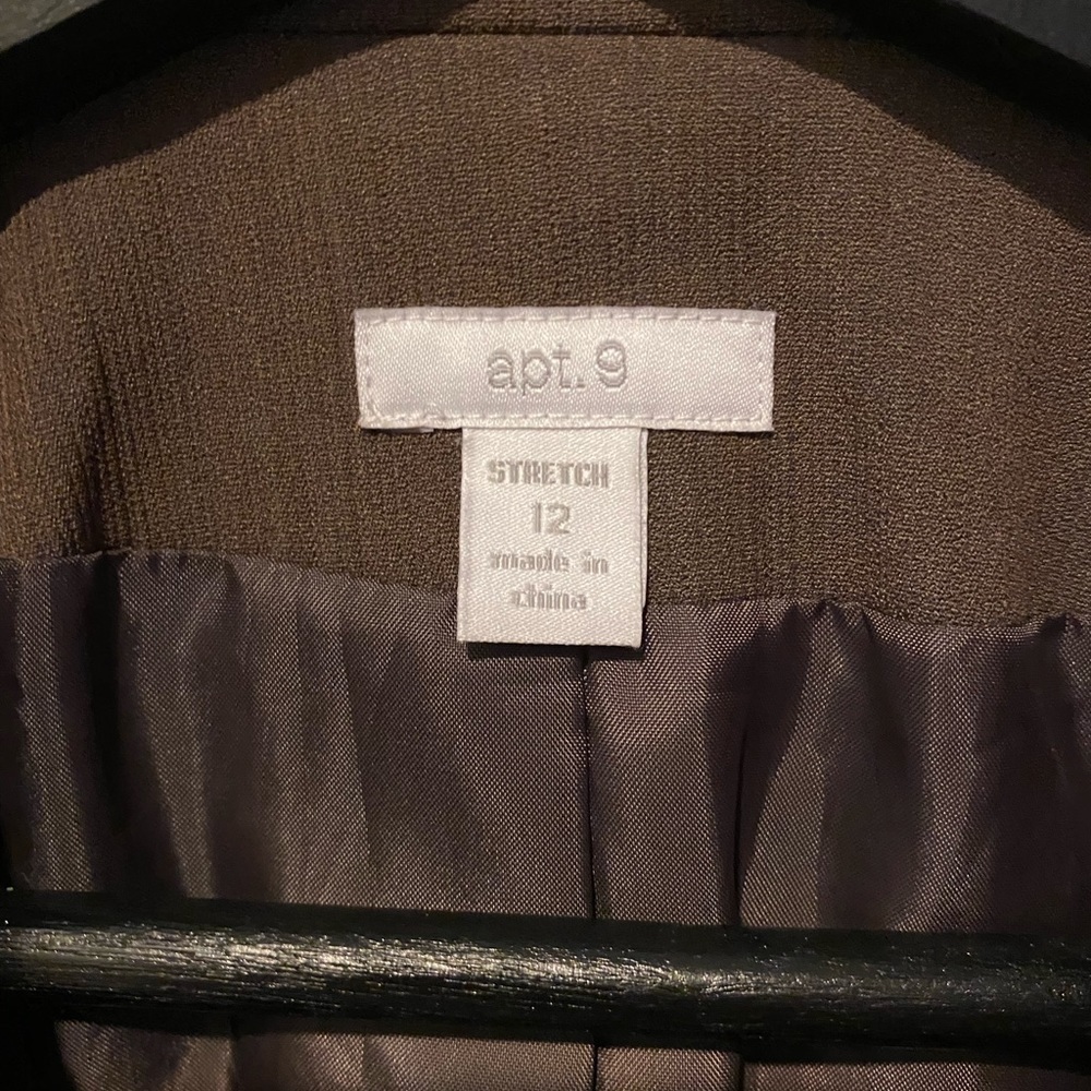Apt. 9 Chocolate Brown Suit Jacket SIZE 12 - Picture 2 of 4